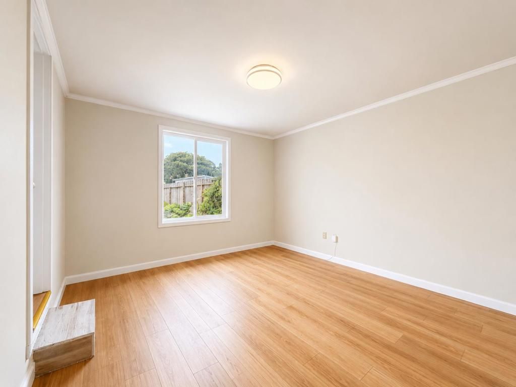 Image 20 of property listing at 2442 41st Avenue, San Francisco, CA 94116