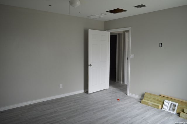 23030 Grand, Elmendorf, TX 78112