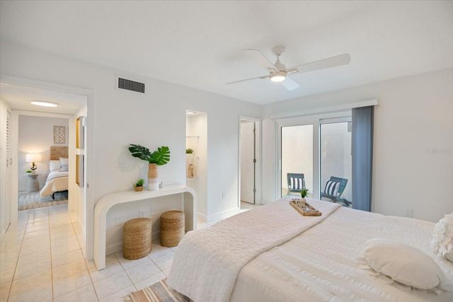 1585 TARPON CENTER DRIVE 20, Venice, FL 34285