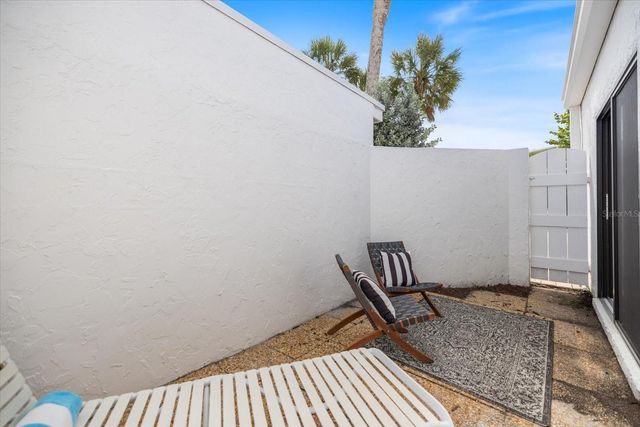 1585 TARPON CENTER DRIVE 20, Venice, FL 34285