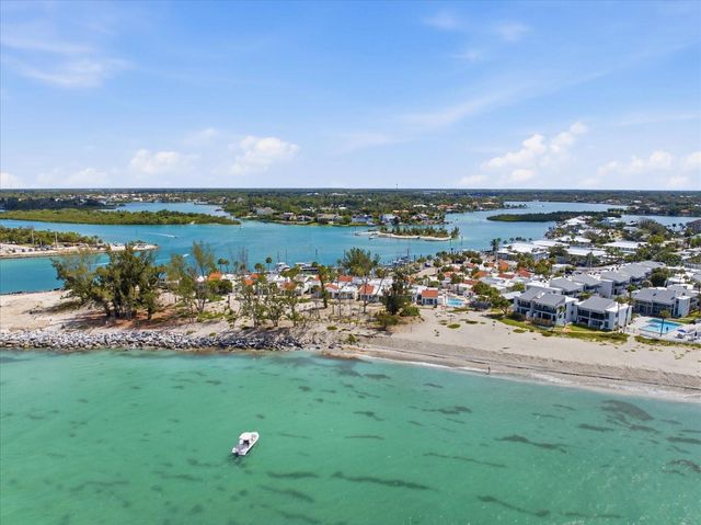 1585 TARPON CENTER DRIVE 20, Venice, FL 34285