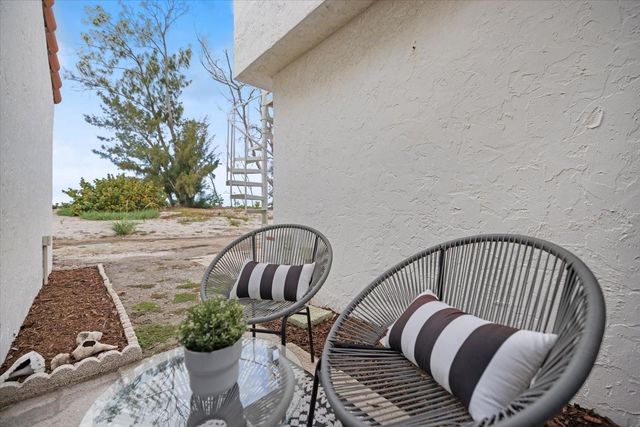 1585 TARPON CENTER DRIVE 20, Venice, FL 34285