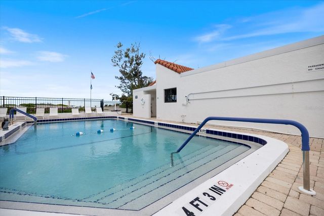 1585 TARPON CENTER DRIVE 20, Venice, FL 34285