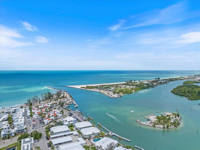 1585 TARPON CENTER DRIVE 20, Venice, FL 34285