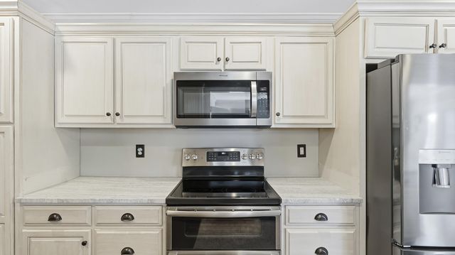 210 Hiwassee Drive NE, Charleston, TN 37310