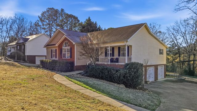 210 Hiwassee Drive NE, Charleston, TN 37310