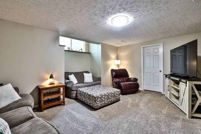 49 Springhouse Drive, Cold Spring, KY 41076