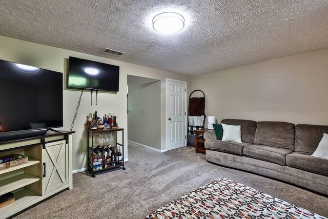 49 Springhouse Drive, Cold Spring, KY 41076