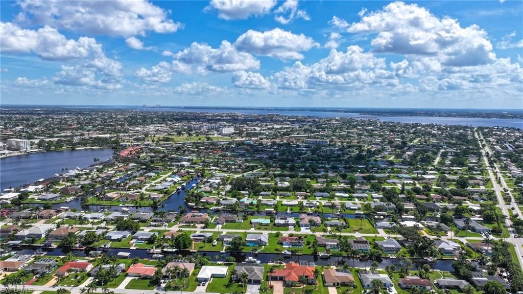 5258 Skylark CT E, CAPE CORAL, FL 33904 — photo 3