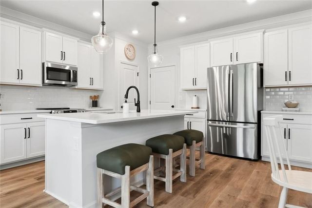 411 Summit View 4, Jasper, GA 30143