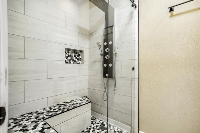 1818 Augusta Drive 13, Houston, TX 77057
