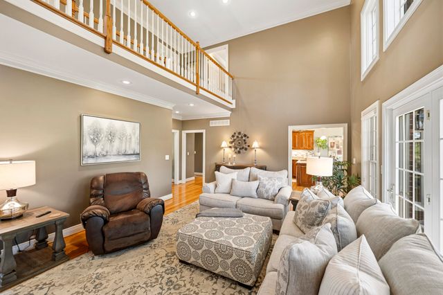 1324 Wakehurst Court, Lexington, KY 40509
