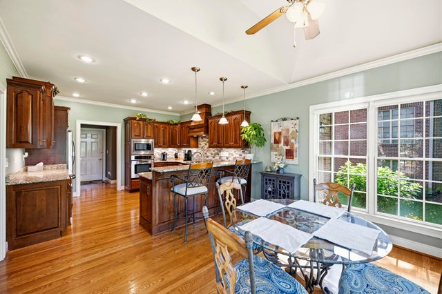 1324 Wakehurst Court, Lexington, KY 40509