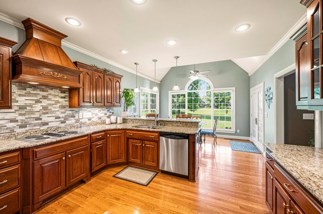 1324 Wakehurst Court, Lexington, KY 40509
