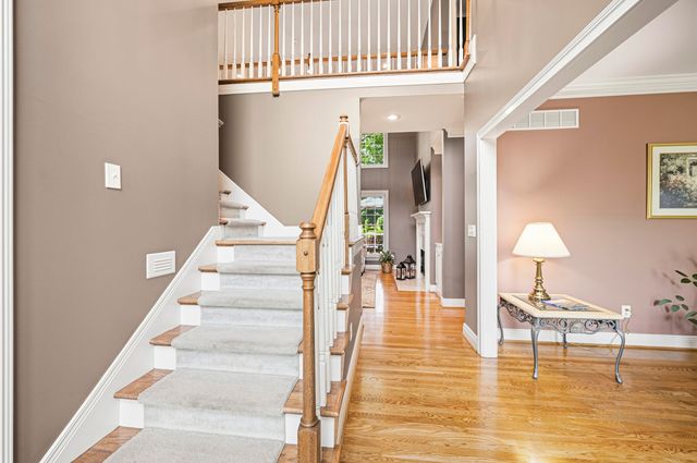 1324 Wakehurst Court, Lexington, KY 40509