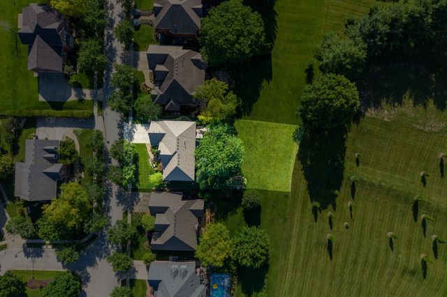 1324 Wakehurst Court, Lexington, KY 40509
