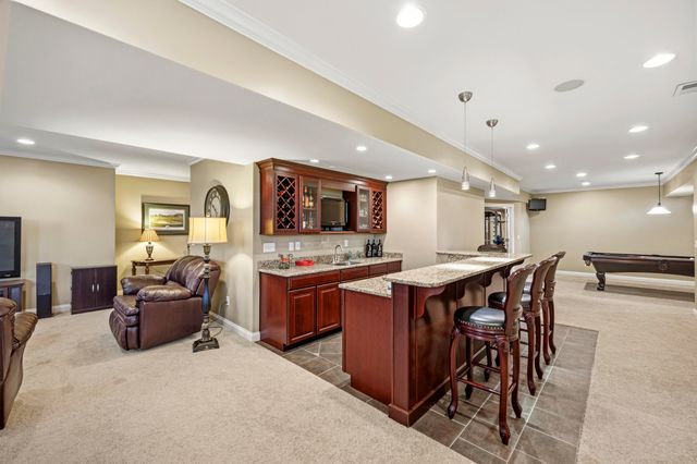1324 Wakehurst Court, Lexington, KY 40509