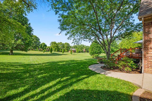 1324 Wakehurst Court, Lexington, KY 40509