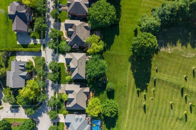 1324 Wakehurst Court, Lexington, KY 40509