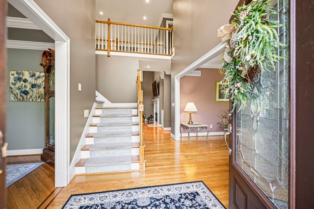1324 Wakehurst Court, Lexington, KY 40509