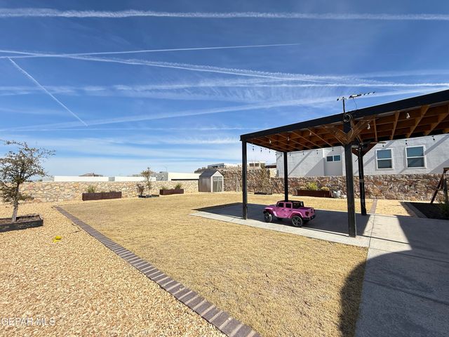 7467 SMUGGLERS GULCH Court, El Paso, TX 79911