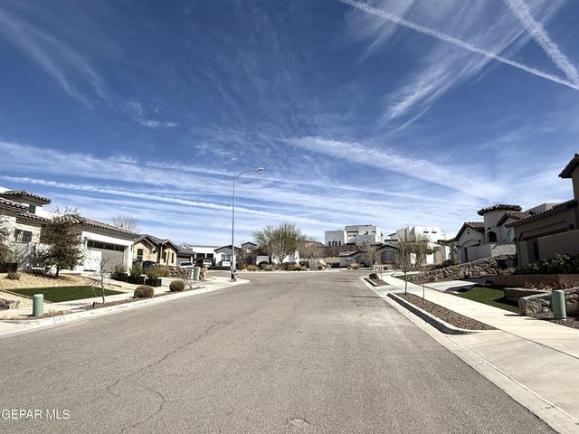 7467 SMUGGLERS GULCH Court, El Paso, TX 79911