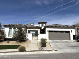 7467 SMUGGLERS GULCH Court, El Paso, TX 79911