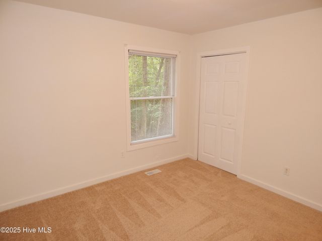 112 Ridge Place, Greenville, NC 27834