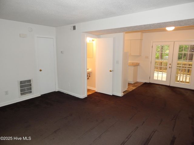 112 Ridge Place, Greenville, NC 27834