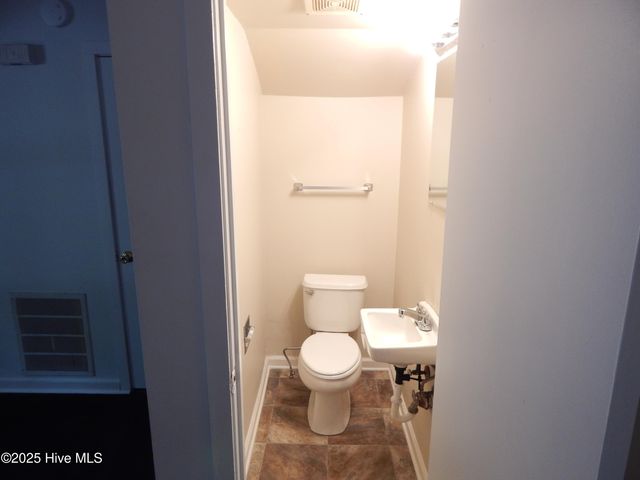 112 Ridge Place, Greenville, NC 27834
