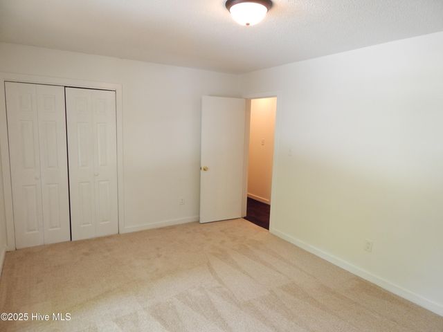 112 Ridge Place, Greenville, NC 27834