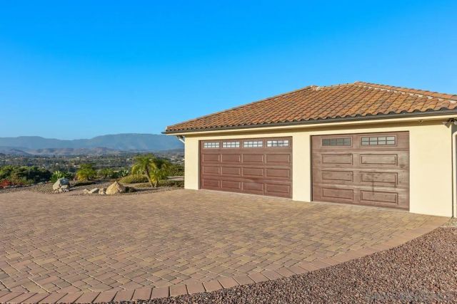 10881 Mystery Mountain Road, Valley Center, CA 92082