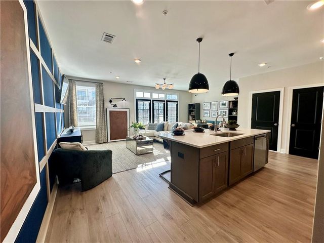 512 Alice Way D18, Cumming, GA 30040