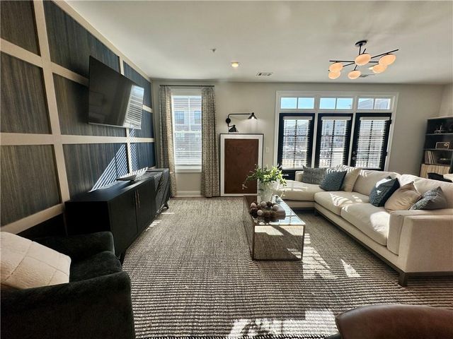 512 Alice Way D18, Cumming, GA 30040