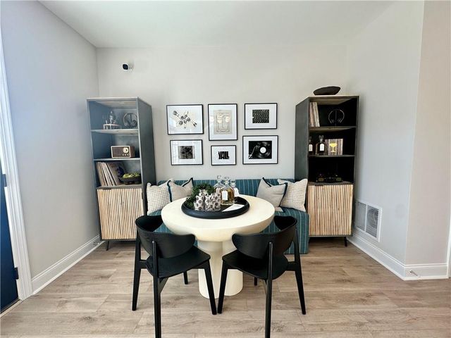 512 Alice Way D18, Cumming, GA 30040