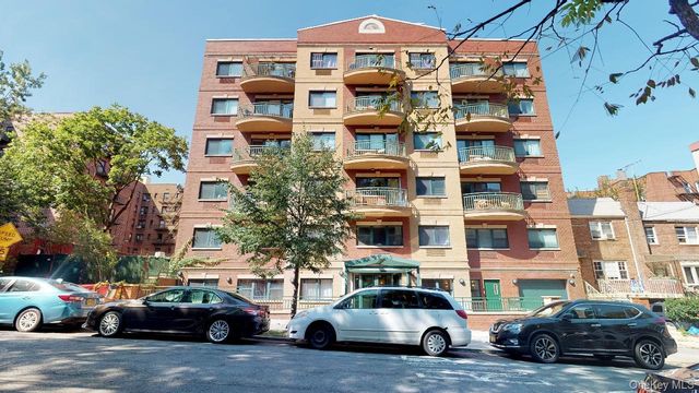 84-14 143rd Street 3F, Briarwood, NY 11435