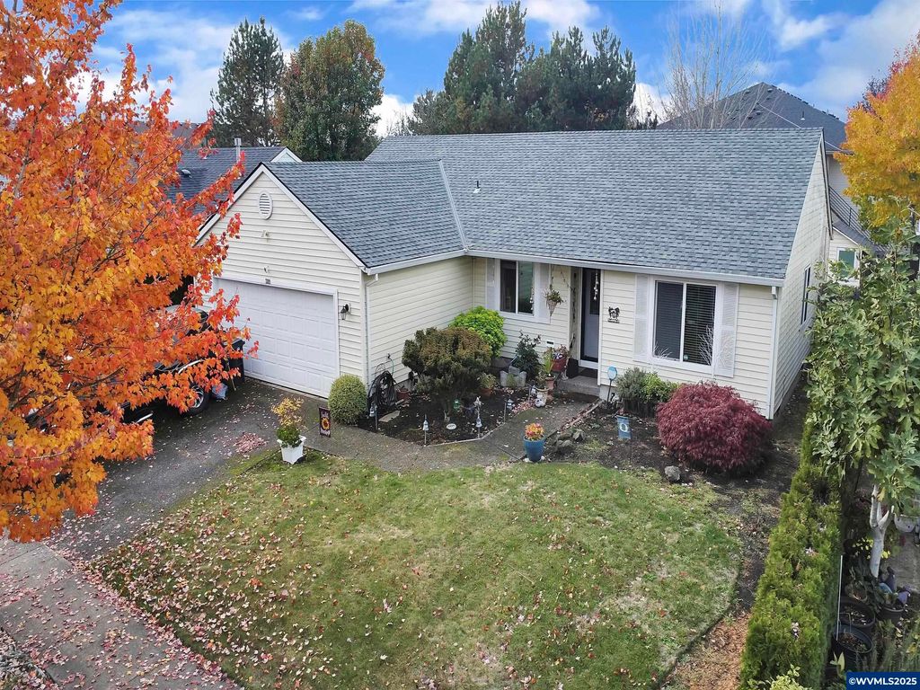 289 Harvard Dr, Woodburn, OR 97071