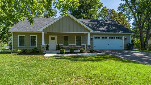 1725 N Friendship Road, Paducah, KY 42001