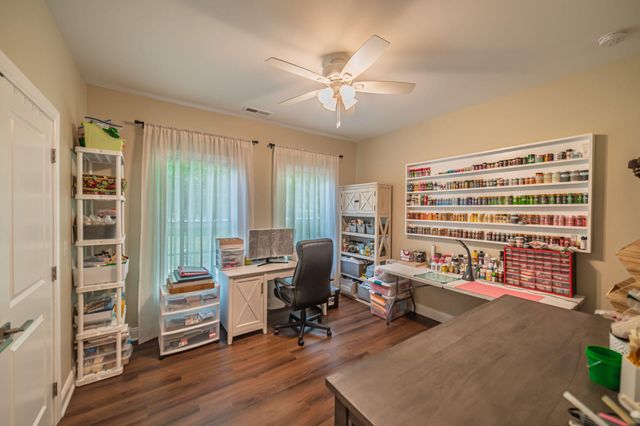 1725 N Friendship Road, Paducah, KY 42001