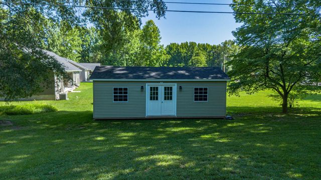1725 N Friendship Road, Paducah, KY 42001
