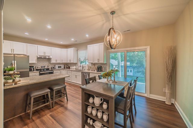 1725 N Friendship Road, Paducah, KY 42001