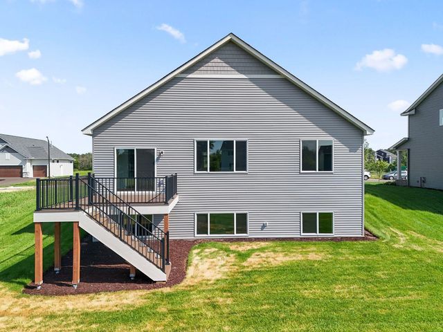 1566 Applegate Road, New Richmond, WI 54017