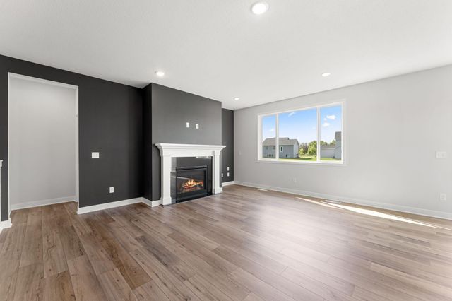 1566 Applegate Road, New Richmond, WI 54017