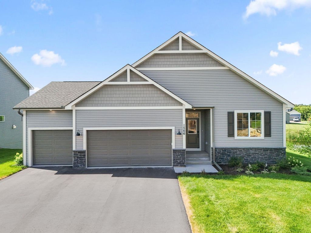 1566 Applegate Road, New Richmond, WI 54017
