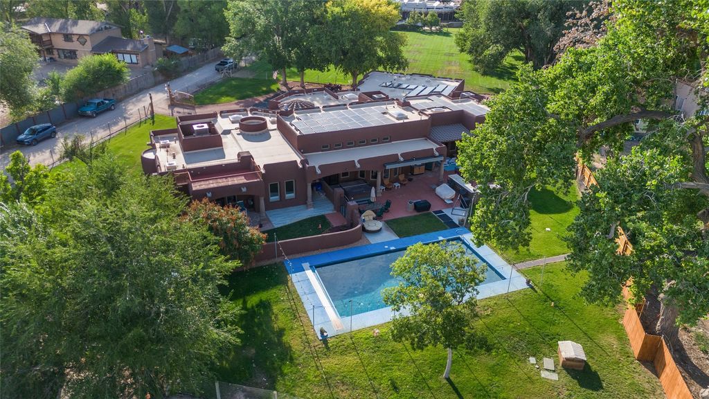 123 Sego Lane, Corrales, NM 87048