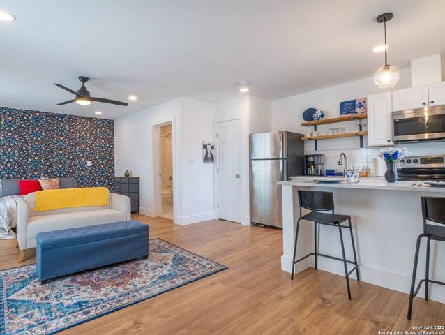 608 park, San Antonio, TX 78204