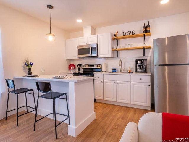 608 park, San Antonio, TX 78204