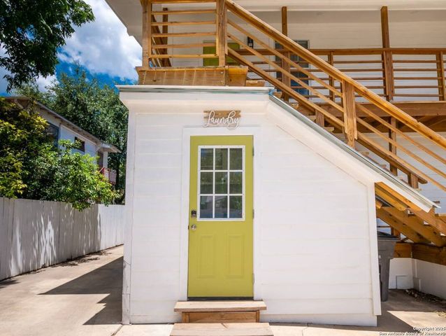 608 park, San Antonio, TX 78204