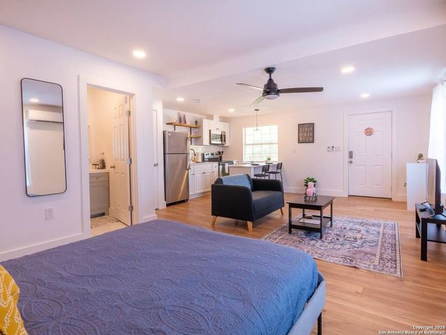 608 park, San Antonio, TX 78204