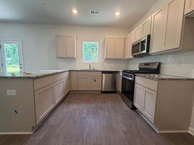 12115 Lansbury Drive, Inman, SC 29349